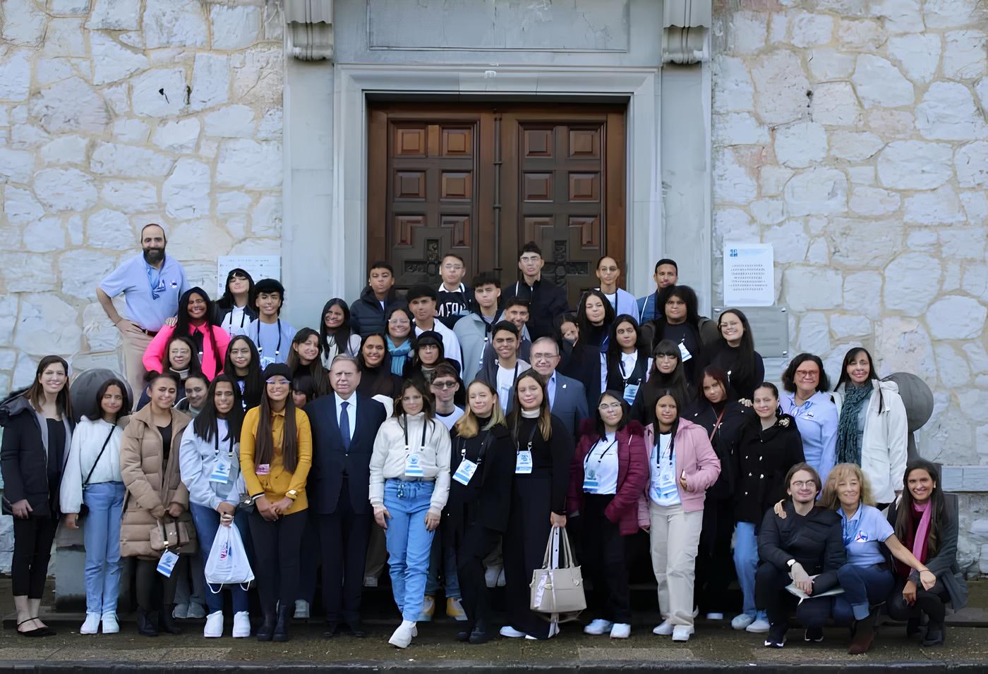 Conexão Mundo: Como 127 Estudantes da Paraíba Estão Transformando o Futuro com Intercâmbios Internacionais 3 Conexão Mundo: Como 127 Estudantes da Paraíba Estão Transformando o Futuro com Intercâmbios Internacionais Conexão Mundo: Como 127 Estudantes da Paraíba Estão Transformando o Futuro com Intercâmbios Internacionais