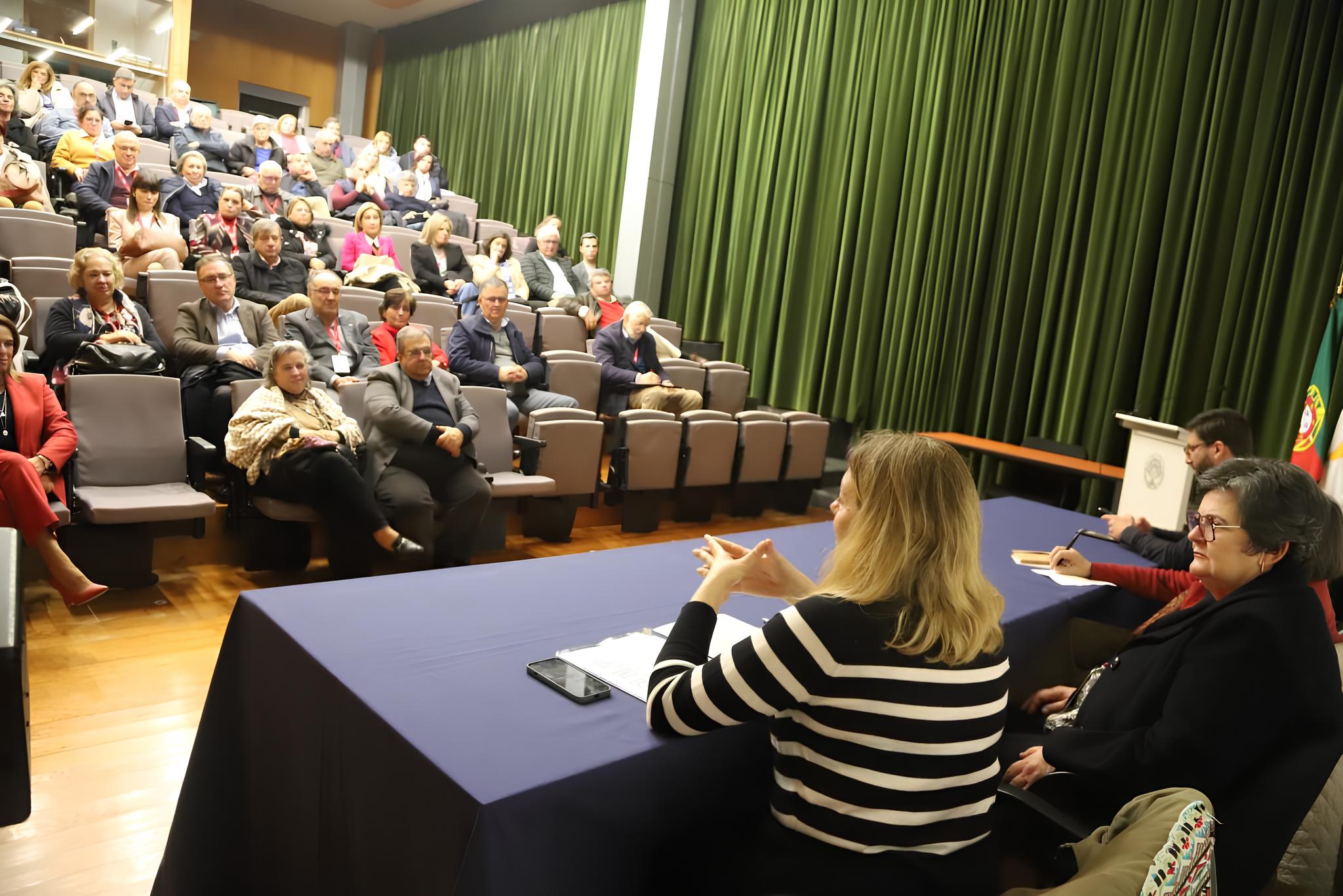 A Luta Contra a Pobreza no Século XXI: Como a Cáritas Espanha Está Redefinindo Estratégias e Inspirando Mudanças 3 A Luta Contra a Pobreza no Século XXI: Como a Cáritas Espanha Está Redefinindo Estratégias e Inspirando Mudanças A Luta Contra a Pobreza no S culo XXI Como a C ritas Espanha Est Redefinindo Estrat gias e Inspirando Mudan as A Luta Contra a Pobreza no Século XXI: Como a Cáritas Espanha Está Redefinindo Estratégias e Inspirando Mudanças