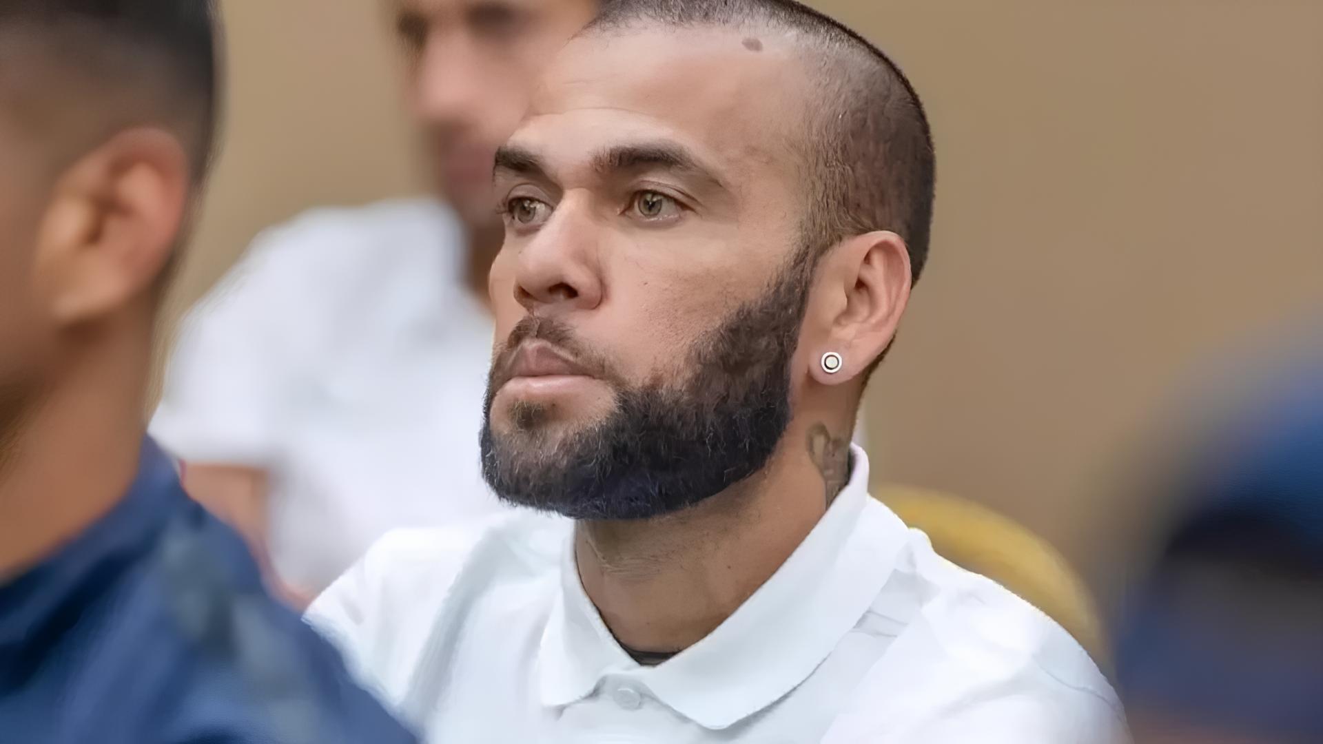 A Reviravolta de Um Caso Polêmico: Daniel Alves Absolvido na Espanha Após Anulação de Sentença 3 A Reviravolta de Um Caso Polêmico: Daniel Alves Absolvido na Espanha Após Anulação de Sentença A Reviravolta de Um Caso Pol mico Daniel Alves Absolvido na Espanha Ap s Anula o de Senten a A Reviravolta de Um Caso Polêmico: Daniel Alves Absolvido na Espanha Após Anulação de Sentença