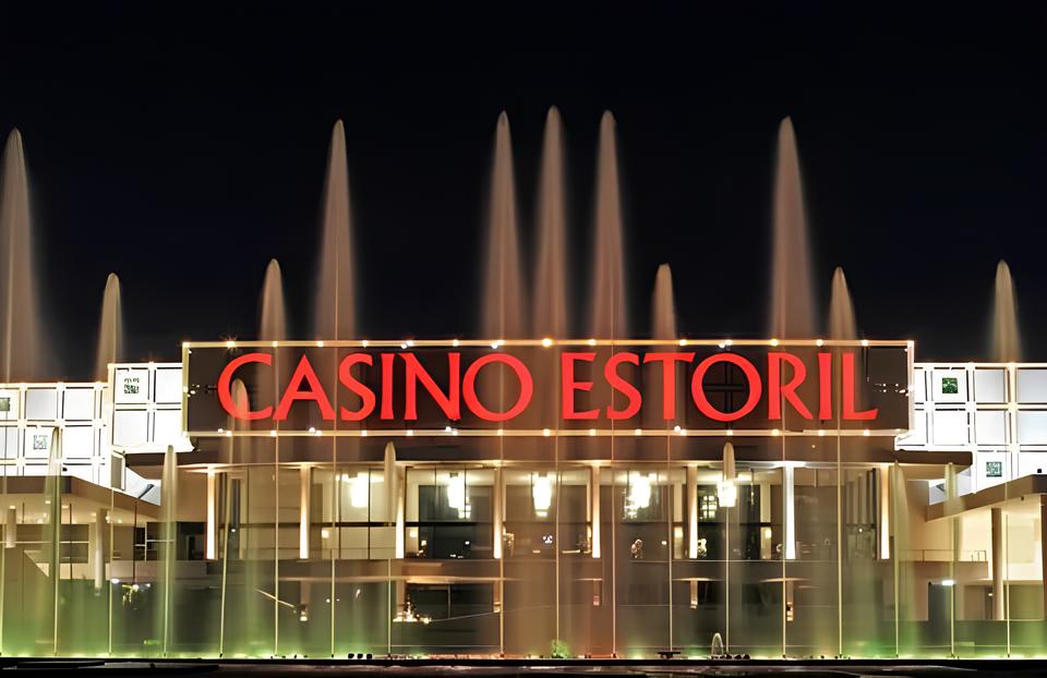 Balas e Purpurinas: O Lado B da Eurovisão no Casino Estoril – Uma Viagem Inesquecível Pela História do Festival 3 Balas e Purpurinas: O Lado B da Eurovisão no Casino Estoril – Uma Viagem Inesquecível Pela História do Festival Balas e Purpurinas O Lado B da Eurovis o no Casino Estoril Uma Viagem Inesquec vel Pela Hist ria do Festival Balas e Purpurinas: O Lado B da Eurovisão no Casino Estoril – Uma Viagem Inesquecível Pela História do Festival