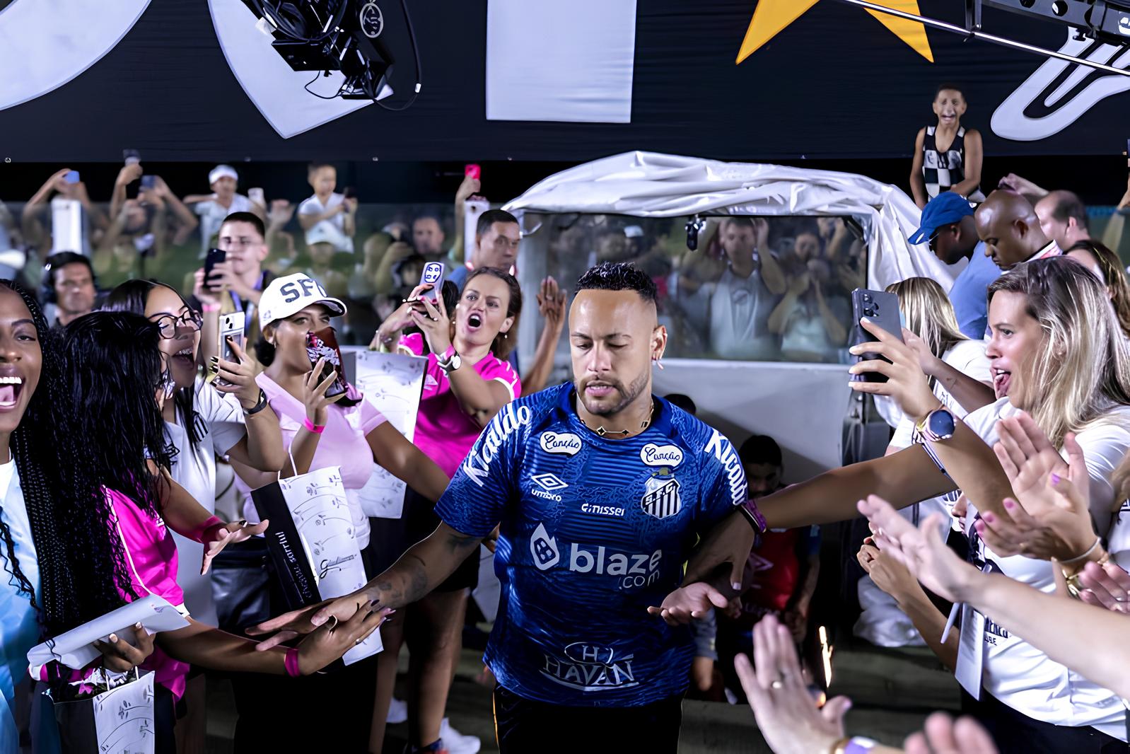 Neymar no Santos: Deco Elogia Fase do Craque e Descarta Retorno ao Barcelona na Próxima Janela 3 Neymar no Santos: Deco Elogia Fase do Craque e Descarta Retorno ao Barcelona na Próxima Janela Neymar no Santos: Deco Elogia Fase do Craque e Descarta Retorno ao Barcelona na Próxima Janela