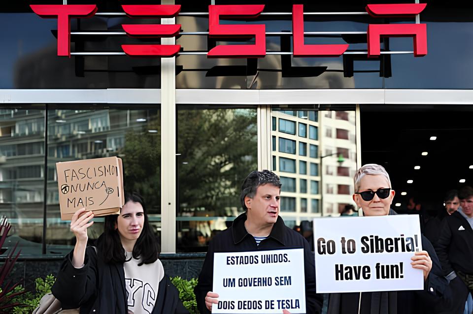 Protesto Contra Elon Musk em Lisboa: O Que Está Acontecendo? 3 Protesto Contra Elon Musk em Lisboa: O Que Está Acontecendo? Protesto Contra Elon Musk em Lisboa O Que Est Acontecendo Protesto Contra Elon Musk em Lisboa: O Que Está Acontecendo?
