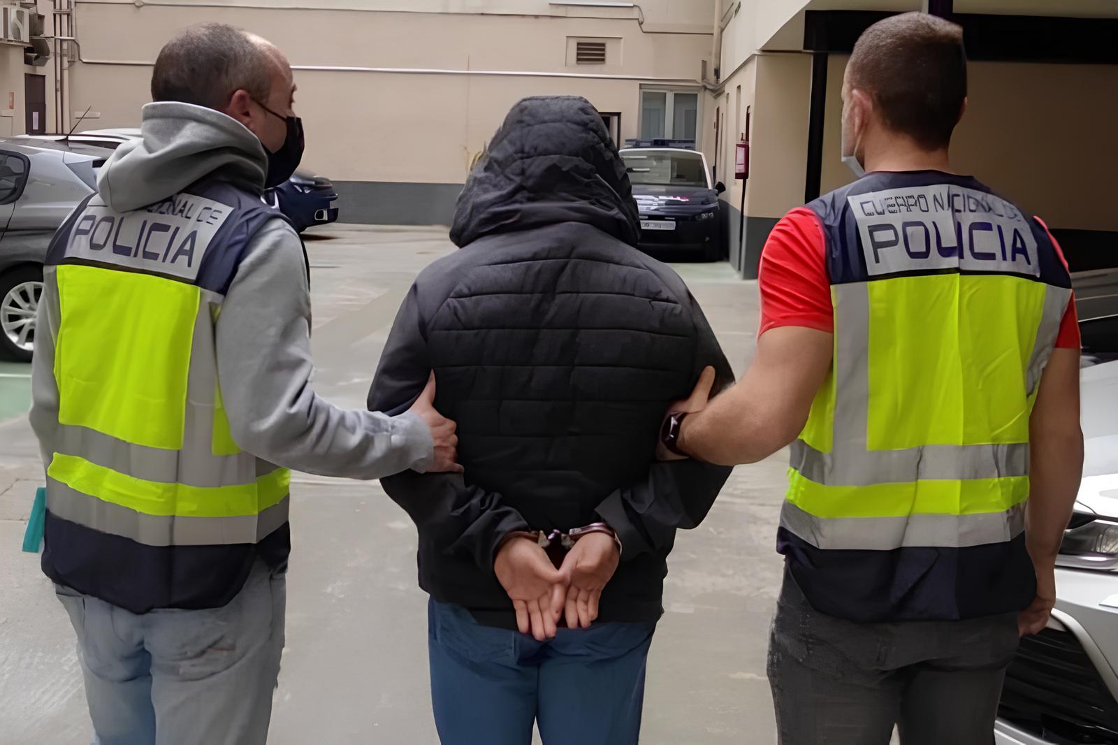 Quando o Uniforme Faz Falta: A História do Policial Espanhol Que Conquistou uma Vitória Inesperada 3 Quando o Uniforme Faz Falta: A História do Policial Espanhol Que Conquistou uma Vitória Inesperada Quando o Uniforme Faz Falta A Hist ria do Policial Espanhol Que Conquistou uma Vit ria Inesperada Quando o Uniforme Faz Falta: A História do Policial Espanhol Que Conquistou uma Vitória Inesperada