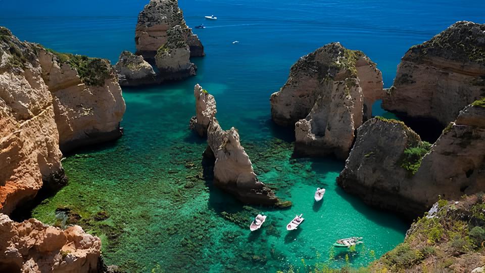 40 Anos de Europa: Como a União Europeia Transformou Portugal, Espanha e o Futuro da Eurorregião Alentejo-Algarve-Andaluzia 3 40 Anos de Europa: Como a União Europeia Transformou Portugal, Espanha e o Futuro da Eurorregião Alentejo-Algarve-Andaluzia 40 Anos de Europa Como a Uni o Europeia Transformou Portugal Espanha e o Futuro da Eurorregi o Alentejo Algarve Andaluzia 40 Anos de Europa: Como a União Europeia Transformou Portugal, Espanha e o Futuro da Eurorregião Alentejo-Algarve-Andaluzia