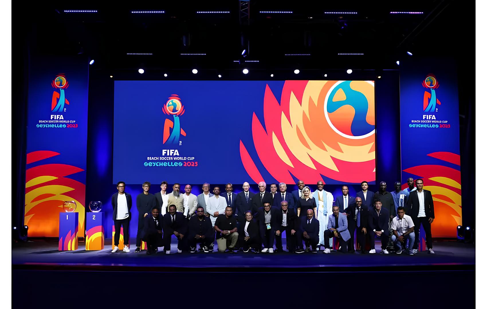 A Bola Vai Rolando na Areia: Brasil e Portugal em Busca do Ouro no Paraíso de Seychelles 3 A Bola Vai Rolando na Areia: Brasil e Portugal em Busca do Ouro no Paraíso de Seychelles A Bola Vai Rolando na Areia Brasil e Portugal em Busca do Ouro no Para so de Seychelles A Bola Vai Rolando na Areia: Brasil e Portugal em Busca do Ouro no Paraíso de Seychelles