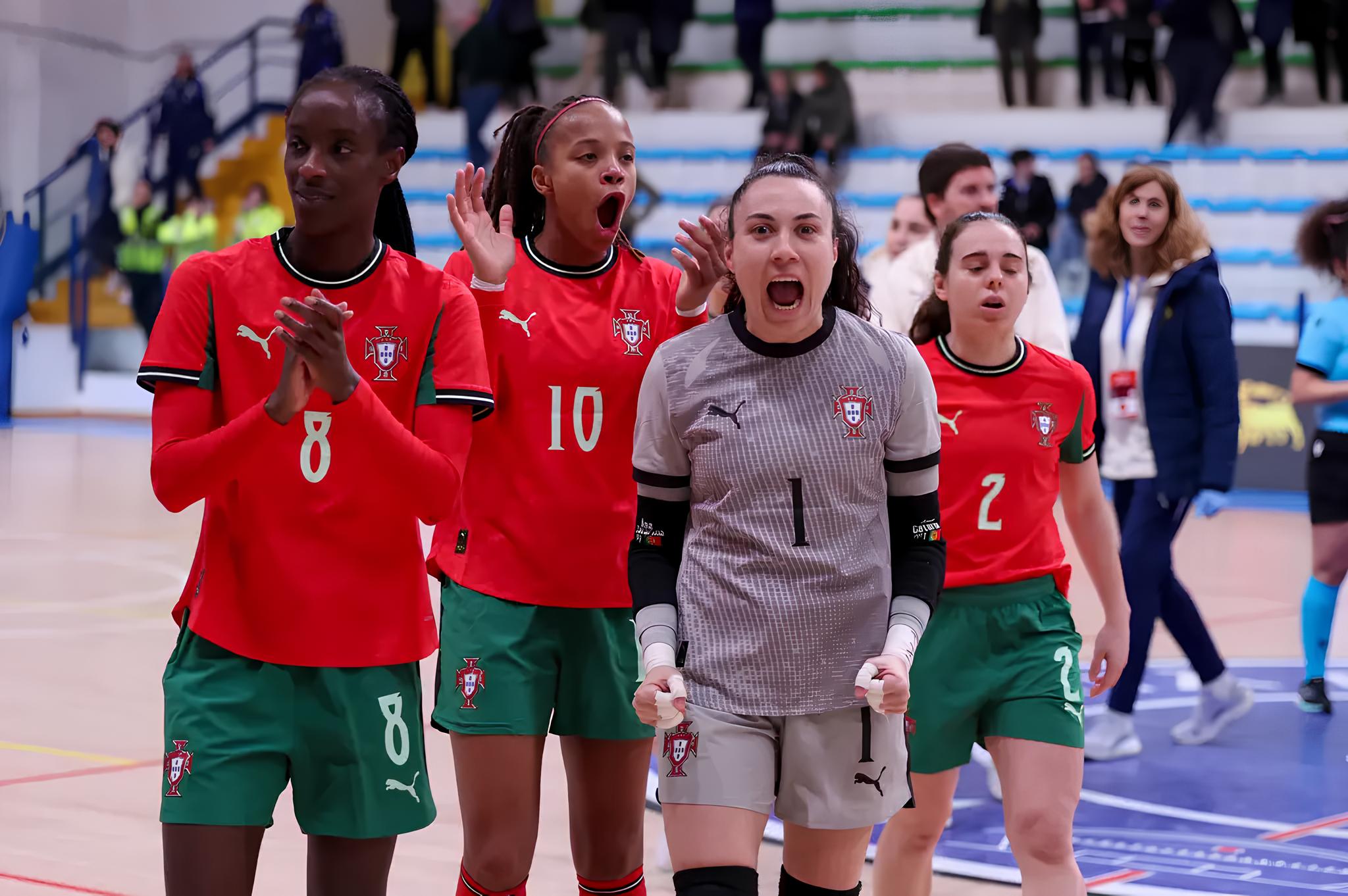 Brasil no Topo do Mundo: O Domínio Incontestável do Futsal Feminino e o Avanço Global de Novas Potências 3 Brasil no Topo do Mundo: O Domínio Incontestável do Futsal Feminino e o Avanço Global de Novas Potências Brasil no Topo do Mundo O Dom nio Incontest vel do Futsal Feminino e o Avan o Global de Novas Pot ncias Brasil no Topo do Mundo: O Domínio Incontestável do Futsal Feminino e o Avanço Global de Novas Potências