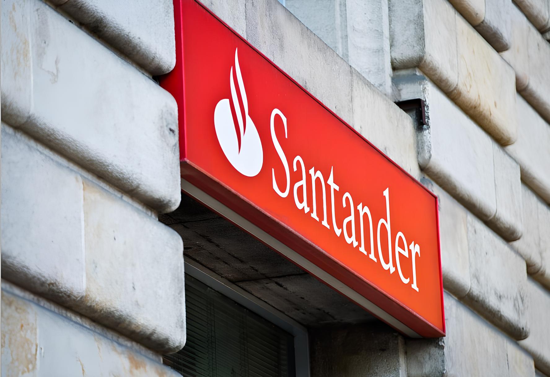 Lucro do Santander Dispara no 1º Trimestre: O Que Está Por Trás dos Números? 3 Lucro do Santander Dispara no 1º Trimestre: O Que Está Por Trás dos Números? Lucro do Santander Dispara no 1 Trimestre O Que Est Por Tr s dos N meros Lucro do Santander Dispara no 1º Trimestre: O Que Está Por Trás dos Números?