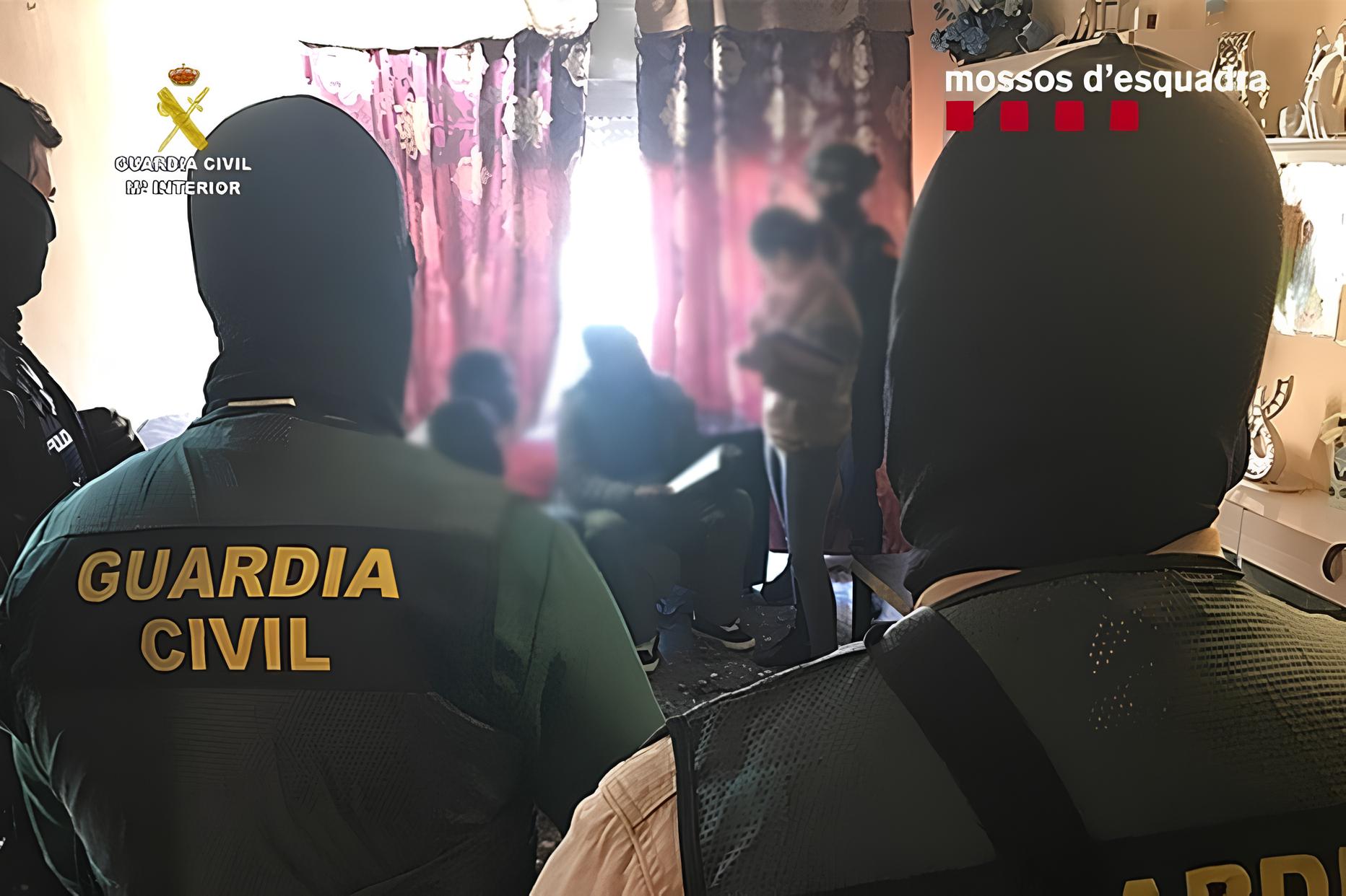 O Caso do Filho Fugitivo e o Resgate Milionário: Quando a Política e o Crime se Cruzam em Portugal 3 O Caso do Filho Fugitivo e o Resgate Milionário: Quando a Política e o Crime se Cruzam em Portugal O Caso do Filho Fugitivo e o Resgate Milion rio Quando a Pol tica e o Crime se Cruzam em Portugal O Caso do Filho Fugitivo e o Resgate Milionário: Quando a Política e o Crime se Cruzam em Portugal