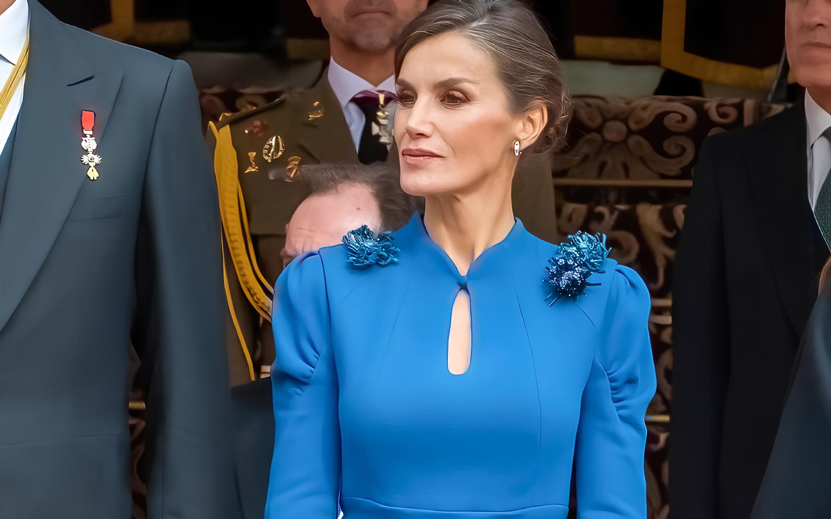 O Closet da Rainha Letizia: As Palavras-Chave Que Revelam o Mistério da Moda Real 3 O Closet da Rainha Letizia: As Palavras-Chave Que Revelam o Mistério da Moda Real O Closet da Rainha Letizia As Palavras Chave Que Revelam o Mist rio da Moda Real O Closet da Rainha Letizia: As Palavras-Chave Que Revelam o Mistério da Moda Real