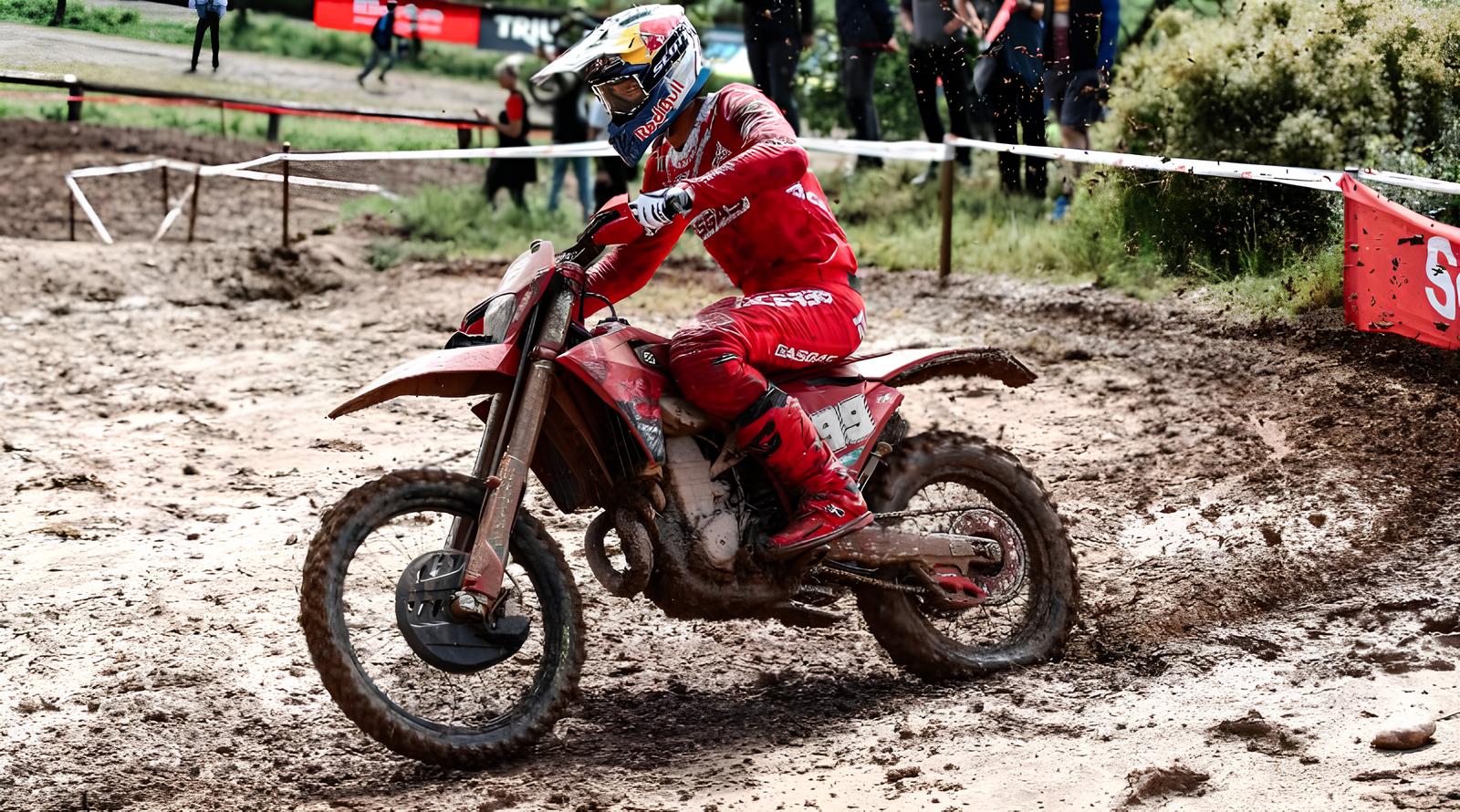 A Batalha Épica no EnduroGP de Espanha: Como Andrea Verona Triunfou Sobre Josep Garcia em Um Duelo de Titãs 3 A Batalha Épica no EnduroGP de Espanha: Como Andrea Verona Triunfou Sobre Josep Garcia em Um Duelo de Titãs A Batalha pica no EnduroGP de Espanha Como Andrea Verona Triunfou Sobre Josep Garcia em Um Duelo de Tit s A Batalha Épica no EnduroGP de Espanha: Como Andrea Verona Triunfou Sobre Josep Garcia em Um Duelo de Titãs
