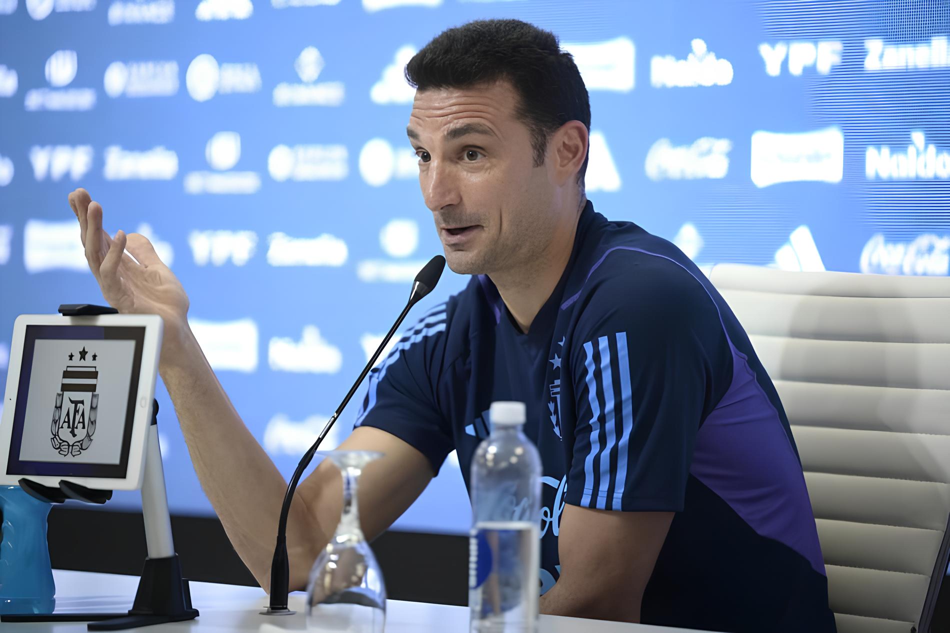 A Guerra Silenciosa Entre Argentina e Espanha: Como Scaloni Conquistou a Joia do Real Madrid Para a Albiceleste 3 A Guerra Silenciosa Entre Argentina e Espanha: Como Scaloni Conquistou a Joia do Real Madrid Para a Albiceleste A Guerra Silenciosa Entre Argentina e Espanha Como Scaloni Conquistou a Joia do Real Madrid Para a Albiceleste A Guerra Silenciosa Entre Argentina e Espanha: Como Scaloni Conquistou a Joia do Real Madrid Para a Albiceleste