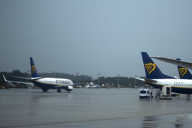 A Guerra das Malas de Mão: Como as Companhias Aéreas Estão Explorando os Consumidores e o Que Pode Mudar na Europa 3 A Guerra das Malas de Mão: Como as Companhias Aéreas Estão Explorando os Consumidores e o Que Pode Mudar na Europa A Guerra das Malas de Mão: Como as Companhias Aéreas Estão Explorando os Consumidores e o Que Pode Mudar na Europa