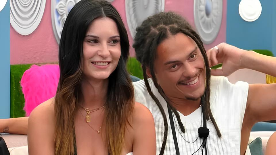 Amor e Desamor em Terras de Sua Majestade: O Fim do Casal Maycon e Renata 3 Amor e Desamor em Terras de Sua Majestade: O Fim do Casal Maycon e Renata Amor e Desamor em Terras de Sua Majestade O Fim do Casal Maycon e Renata Amor e Desamor em Terras de Sua Majestade: O Fim do Casal Maycon e Renata