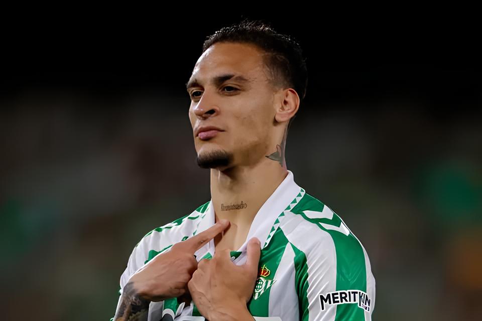 Antony no Radar do Atlético de Madrid: O Jogo de Xadrez que Pode Mudar o Futebol Europeu 3 Antony no Radar do Atlético de Madrid: O Jogo de Xadrez que Pode Mudar o Futebol Europeu Antony no Radar do Atl tico de Madrid O Jogo de Xadrez que Pode Mudar o Futebol Europeu Antony no Radar do Atlético de Madrid: O Jogo de Xadrez que Pode Mudar o Futebol Europeu