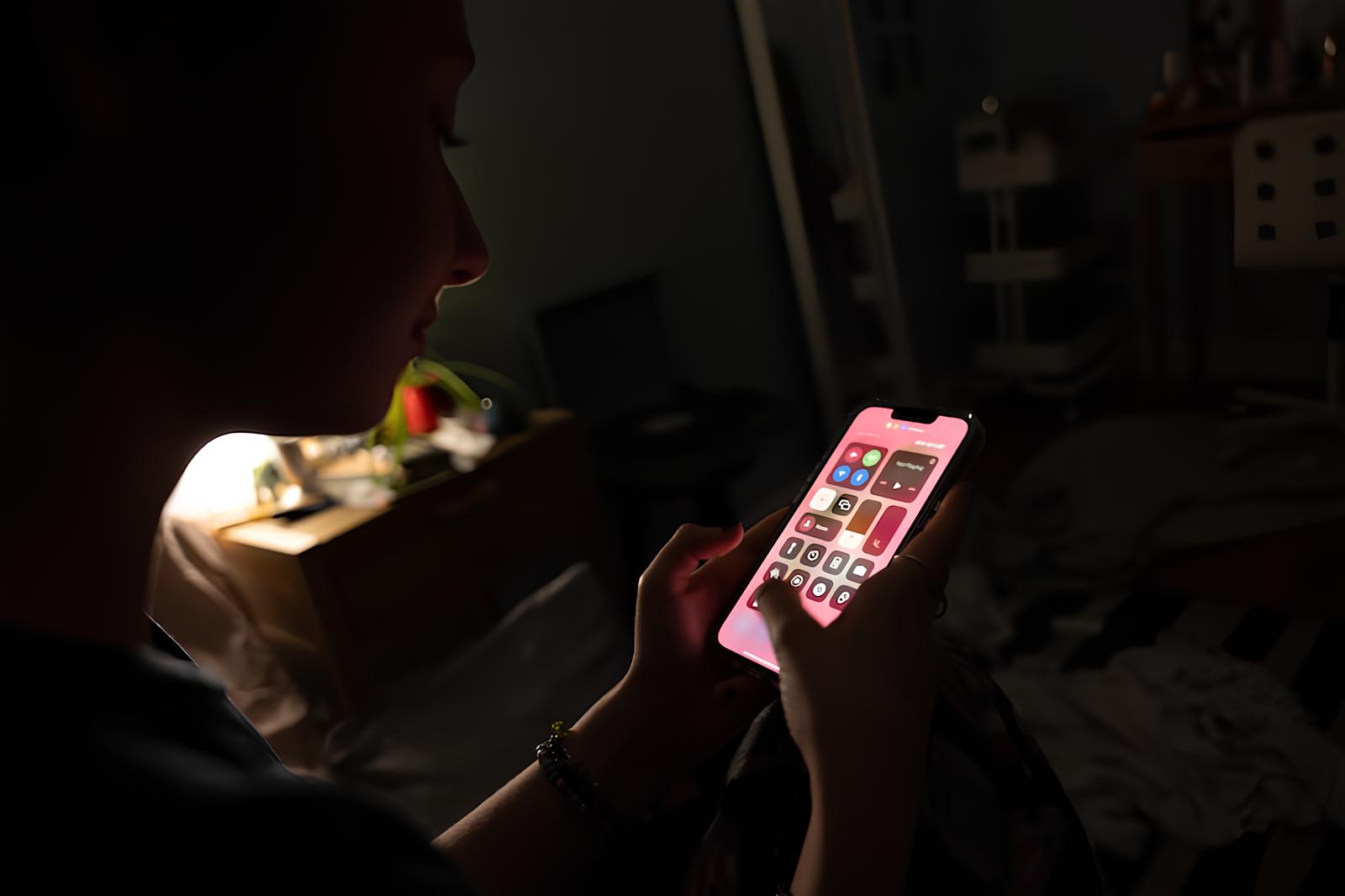 França e Espanha vs. Trump: A Nova Batalha pelas Redes Sociais e o Futuro Digital das Crianças 3 França e Espanha vs. Trump: A Nova Batalha pelas Redes Sociais e o Futuro Digital das Crianças Fran a e Espanha vs Trump A Nova Batalha pelas Redes Sociais e o Futuro Digital das Crian as França e Espanha vs. Trump: A Nova Batalha pelas Redes Sociais e o Futuro Digital das Crianças