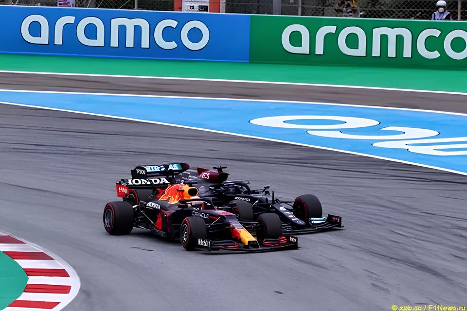 O Grande Circo da Velocidade Está de Volta: Tudo o Que Você Precisa Saber Sobre o GP da Espanha de F1 2025 3 O Grande Circo da Velocidade Está de Volta: Tudo o Que Você Precisa Saber Sobre o GP da Espanha de F1 2025 O Grande Circo da Velocidade Est de Volta Tudo o Que Voc Precisa Saber Sobre o GP da Espanha de F1 2025 O Grande Circo da Velocidade Está de Volta: Tudo o Que Você Precisa Saber Sobre o GP da Espanha de F1 2025