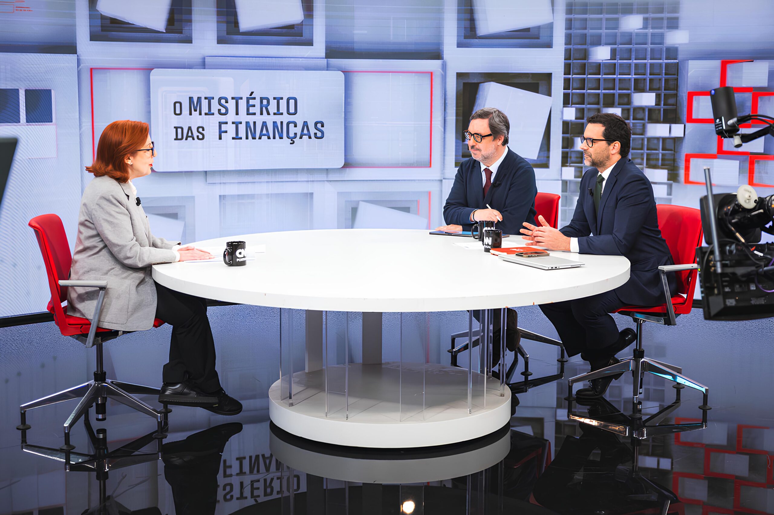 O Grande Debate da Privacidade Digital: Como Suas Escolhas Podem Moldar o Futuro da Internet 3 O Grande Debate da Privacidade Digital: Como Suas Escolhas Podem Moldar o Futuro da Internet O Grande Debate da Privacidade Digital Como Suas Escolhas Podem Moldar o Futuro da Internet scaled O Grande Debate da Privacidade Digital: Como Suas Escolhas Podem Moldar o Futuro da Internet