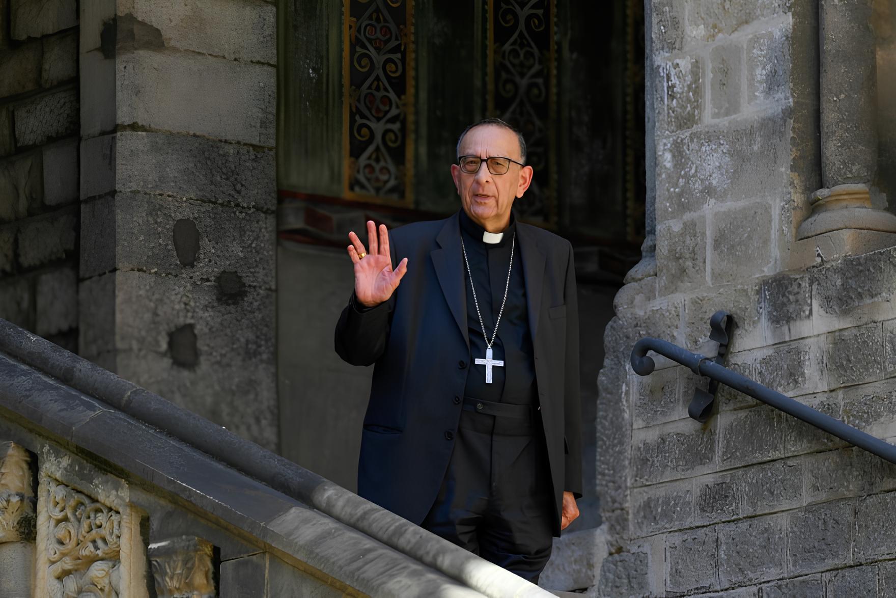 O Segredo Por Trás da Jornada Extraordinária de Juan José Omella: Da Humilde Aldeia Espanhola ao Coração do Vaticano 3 O Segredo Por Trás da Jornada Extraordinária de Juan José Omella: Da Humilde Aldeia Espanhola ao Coração do Vaticano O Segredo Por Trás da Jornada Extraordinária de Juan José Omella: Da Humilde Aldeia Espanhola ao Coração do Vaticano
