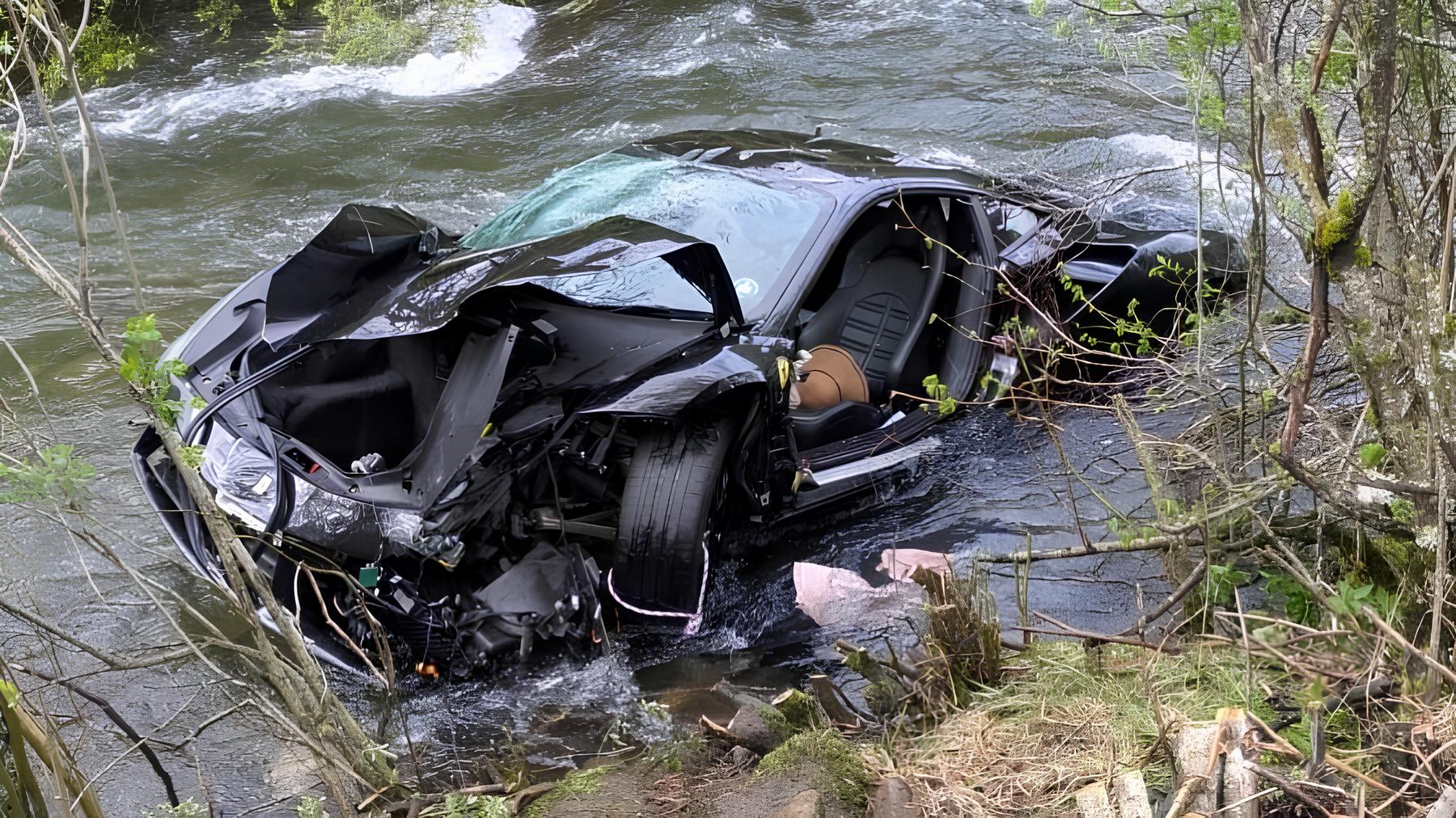 Quando o Luxo se Torna Fatal: A Trágica História de uma Ferrari, um Casal e um Rio Espanhol 3 Quando o Luxo se Torna Fatal: A Trágica História de uma Ferrari, um Casal e um Rio Espanhol Quando o Luxo se Torna Fatal: A Trágica História de uma Ferrari, um Casal e um Rio Espanhol