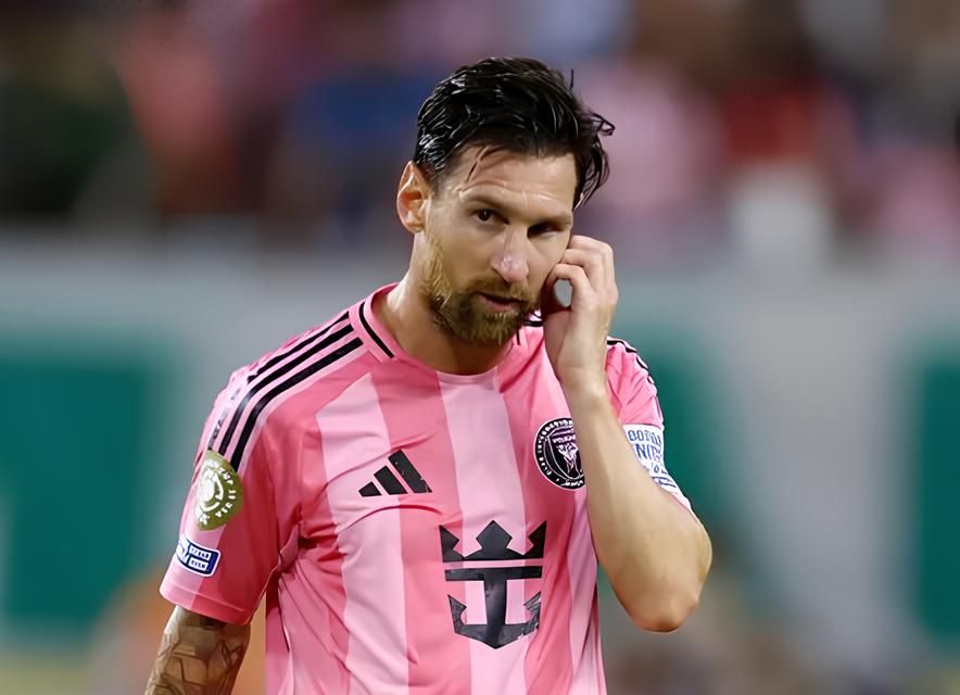 Lionel Messi: 38 Anos de Magia no Gramado – A Jornada de um Extraterrestre que Continua Encantando o Mundo