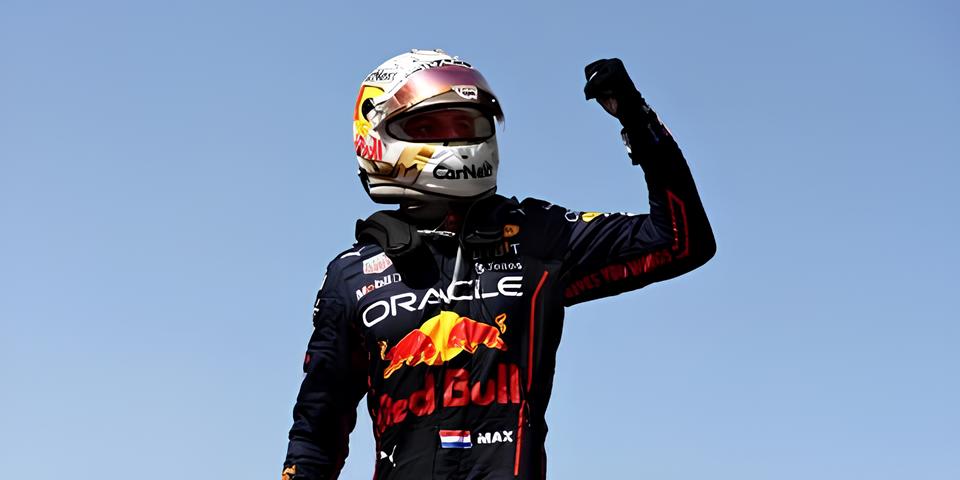 O Incrível Jogo de Espelhos Entre Verstappen x Russell e Vettel x Hamilton: A F1 Repete Sua História? 3 O Incrível Jogo de Espelhos Entre Verstappen x Russell e Vettel x Hamilton: A F1 Repete Sua História? O Incrível Jogo de Espelhos Entre Verstappen x Russell e Vettel x Hamilton: A F1 Repete Sua História?