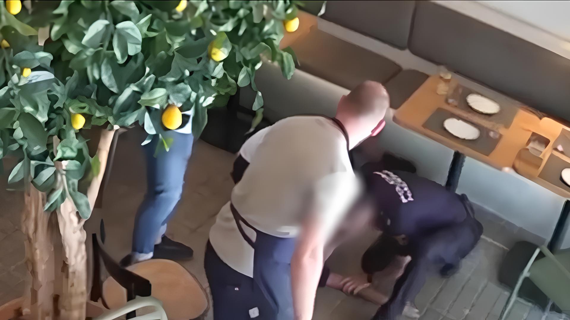 Quando o Rel gio Parou Pol cias Salvam Vida em Val ncia em Momento de Hero smo Inesperado Quando o Relógio Parou: Polícias Salvam Vida em Valência em Momento de Heroísmo Inesperado