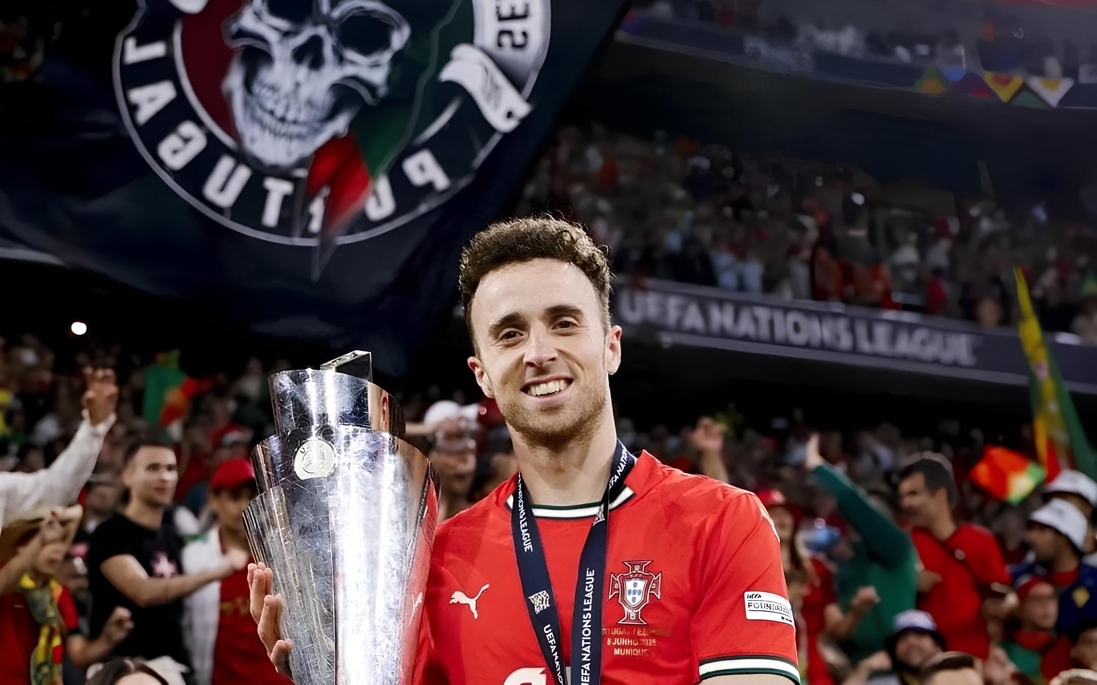 Trágica Fatalidade: Diogo Jota, Estrela do Liverpool, Perde a Vida em Acidente na Espanha – O Que Sabemos Até Agora 3 Trágica Fatalidade: Diogo Jota, Estrela do Liverpool, Perde a Vida em Acidente na Espanha – O Que Sabemos Até Agora Tr gica Fatalidade Diogo Jota Estrela do Liverpool Perde a Vida em Acidente na Espanha O Que Sabemos At Agora Trágica Fatalidade: Diogo Jota, Estrela do Liverpool, Perde a Vida em Acidente na Espanha – O Que Sabemos Até Agora