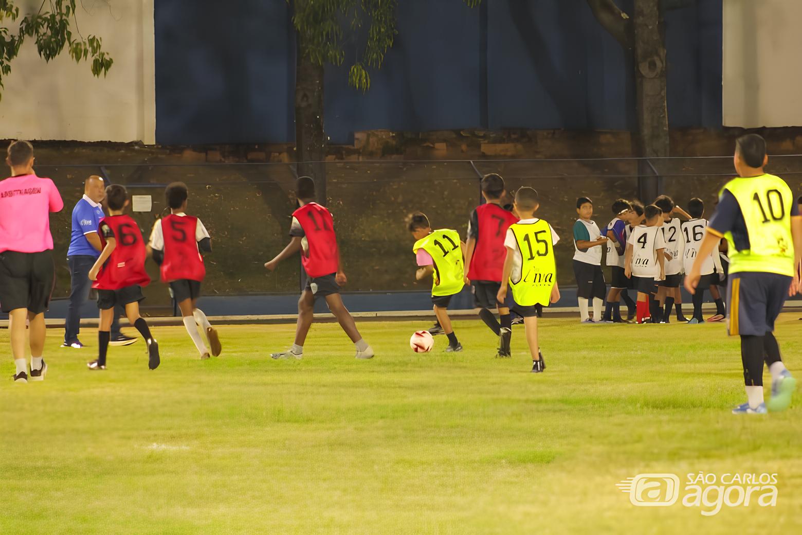 A Copa Adhemar Ronquim: Um Retrato do Futuro do Futebol Brasileiro 1 A Copa Adhemar Ronquim: Um Retrato do Futuro do Futebol Brasileiro A Copa Adhemar Ronquim Um Retrato do Futuro do Futebol Brasileiro A Copa Adhemar Ronquim: Um Retrato do Futuro do Futebol Brasileiro