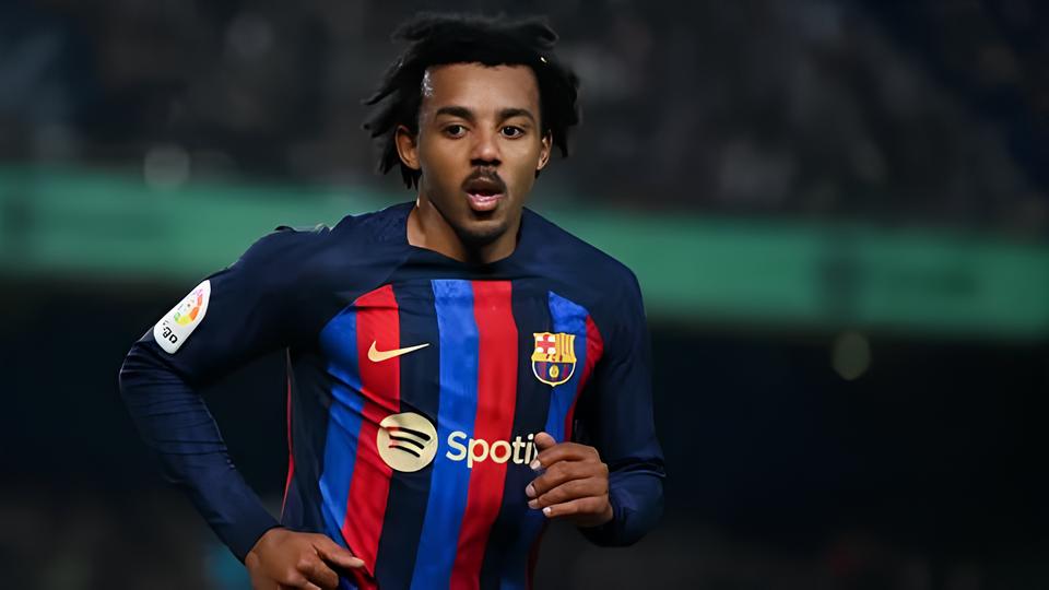 Como Jules Koundé Está Redefinindo a História do Barcelona: A Renovação que Pode Mudar o Futuro do Futebol 1 Como Jules Koundé Está Redefinindo a História do Barcelona: A Renovação que Pode Mudar o Futuro do Futebol Como Jules Kound Est Redefinindo a Hist ria do Barcelona A Renova o que Pode Mudar o Futuro do Futebol Como Jules Koundé Está Redefinindo a História do Barcelona: A Renovação que Pode Mudar o Futuro do Futebol