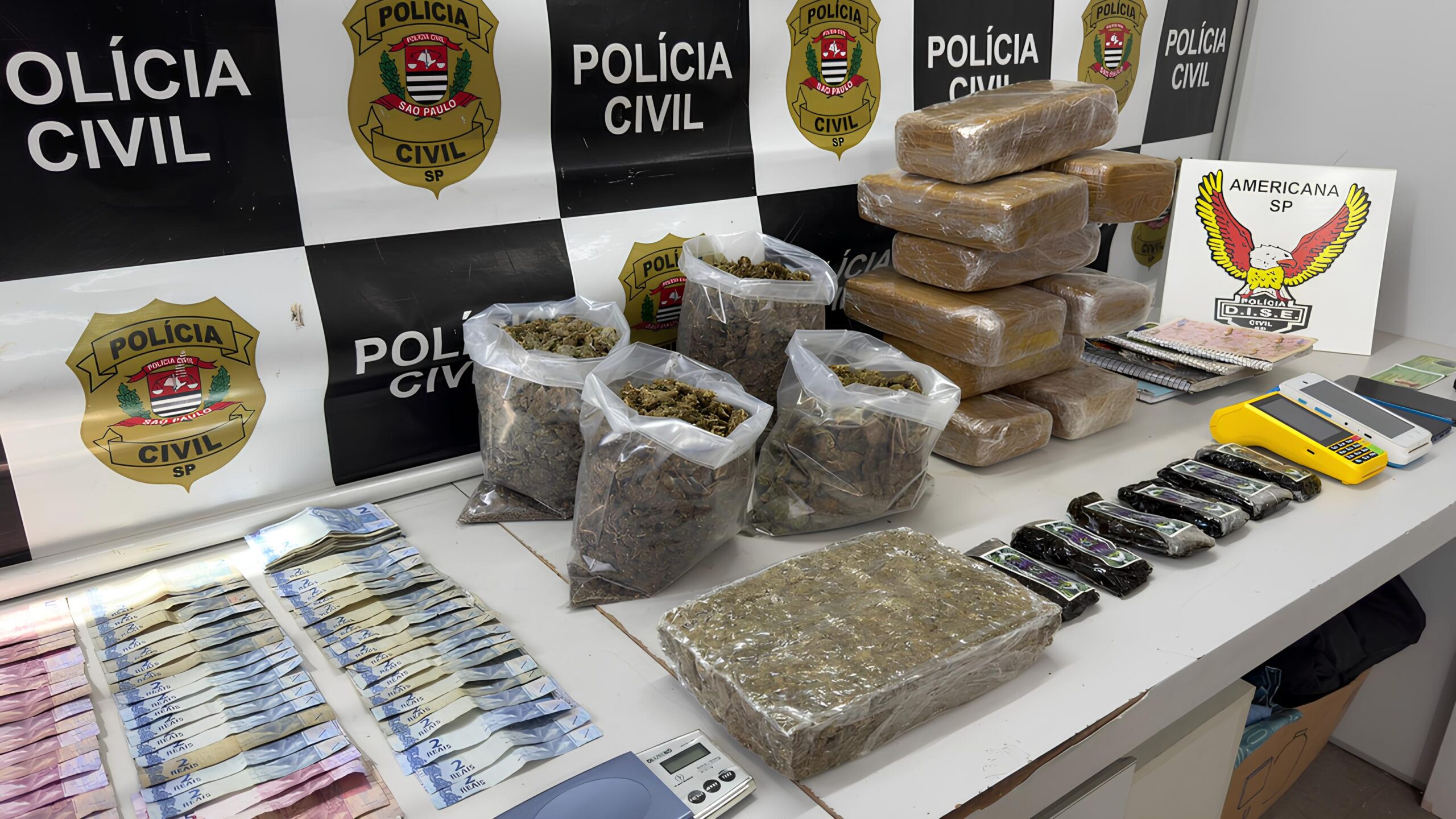 O Caso do Bar da Cidade Nova: Como um Comerciante de 58 Anos se Tornou o Centro de uma Operação Contra o Tráfico de Drogas 1 O Caso do Bar da Cidade Nova: Como um Comerciante de 58 Anos se Tornou o Centro de uma Operação Contra o Tráfico de Drogas O Caso do Bar da Cidade Nova Como um Comerciante de 58 Anos se Tornou o Centro de uma Opera o Contra o Tr fico de Drogas scaled O Caso do Bar da Cidade Nova: Como um Comerciante de 58 Anos se Tornou o Centro de uma Operação Contra o Tráfico de Drogas