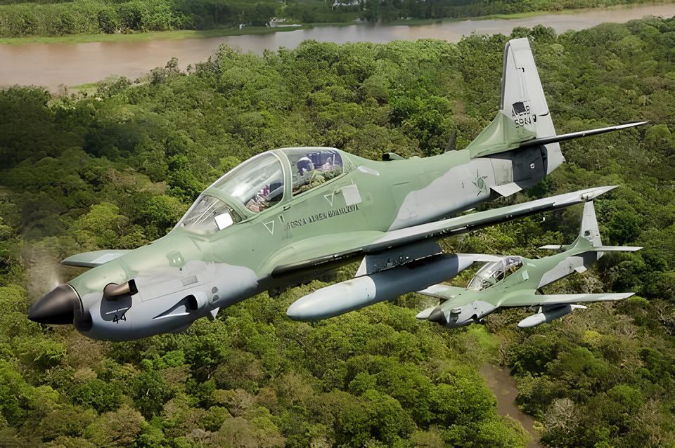Quando o Céu se Torna Herói: Como Dois Aviões Suecos Estão Salvando Portugal de um Inferno de Chamas 1 Quando o Céu se Torna Herói: Como Dois Aviões Suecos Estão Salvando Portugal de um Inferno de Chamas Quando o C u se Torna Her i Como Dois Avi es Suecos Est o Salvando Portugal de um Inferno de Chamas Quando o Céu se Torna Herói: Como Dois Aviões Suecos Estão Salvando Portugal de um Inferno de Chamas
